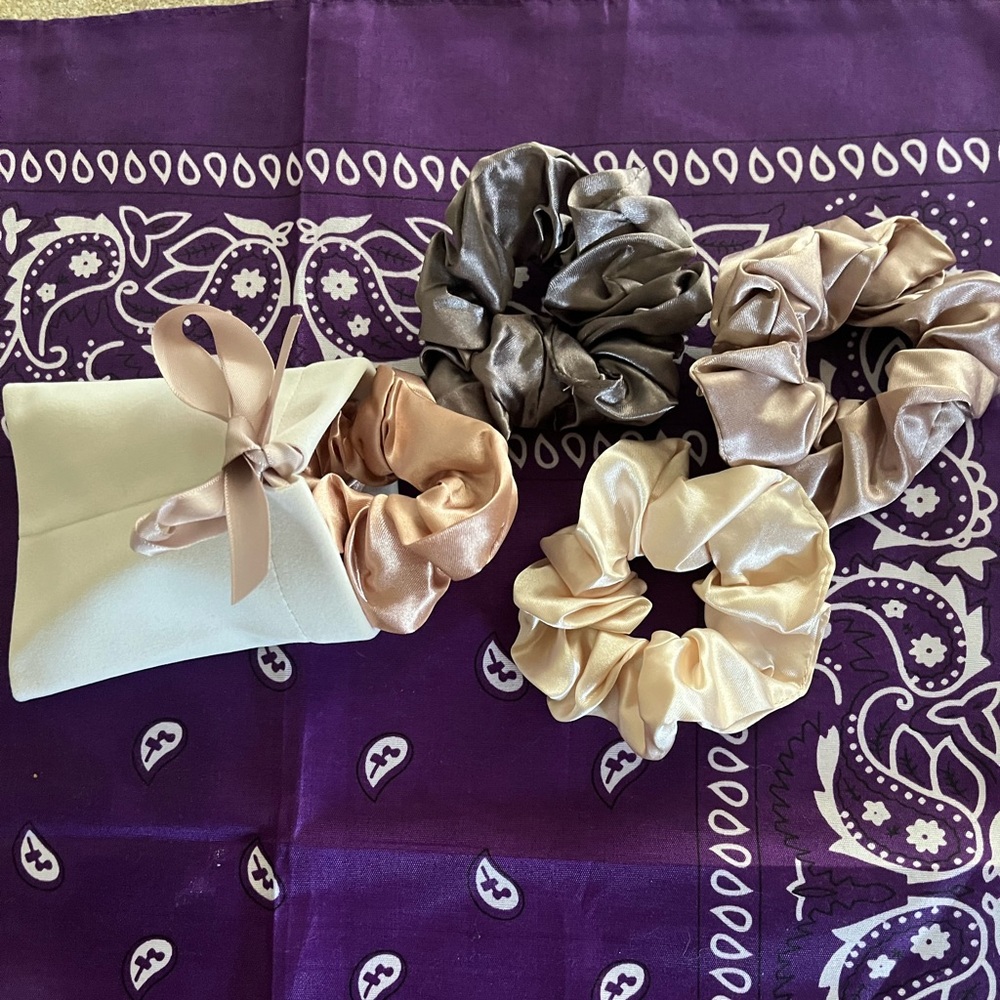 4 piece set satin silk scrunchies